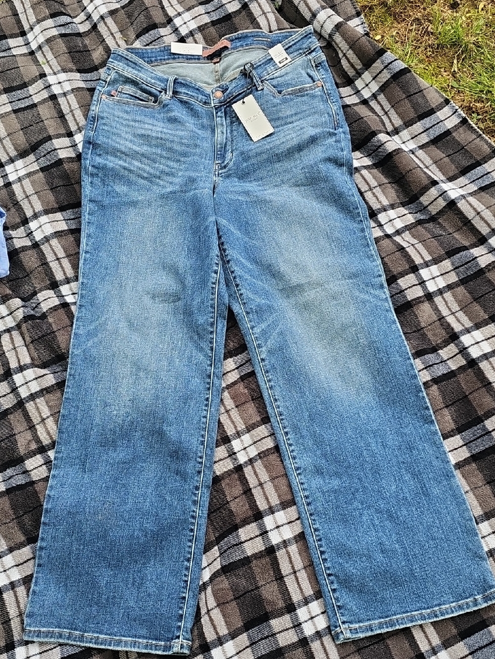 Judy Blue Light-Med Wash 90's Straight Fit (B)